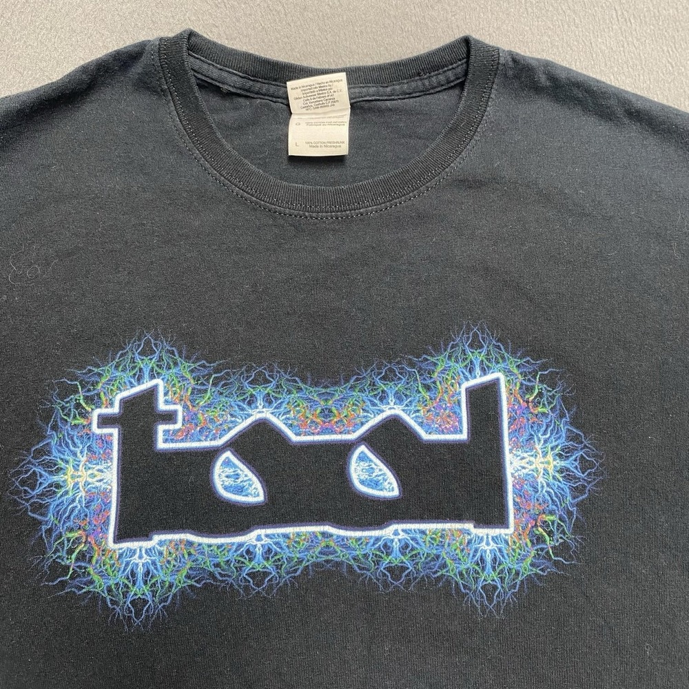 VTG Tool Shirt Mens Large Black Psychedelic Logo Graphic Metal Rock Band Tee y2k - Picture 2 of 9